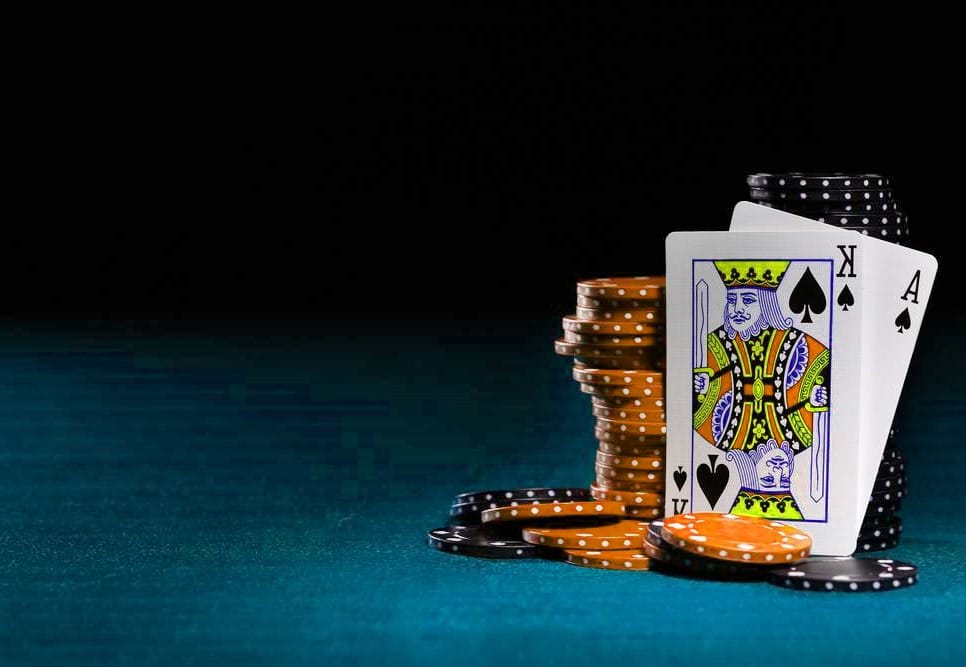 Les subtilités de l’étiquette aux tables de blackjack, expliquées